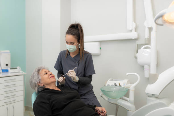 Best Pediatric Emergency Dentist in Limesa, CA